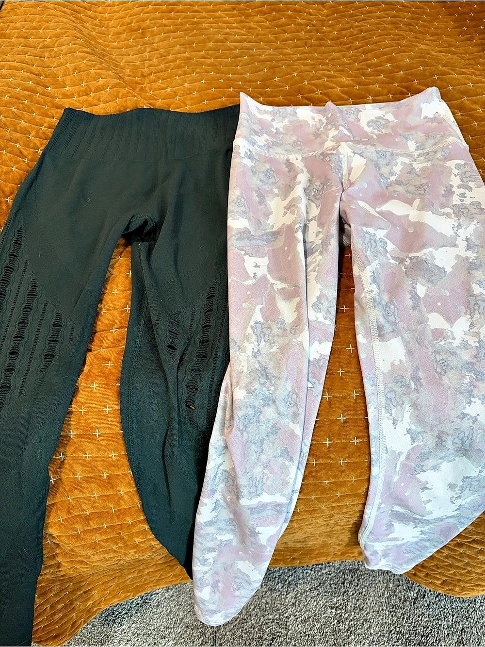 Savvi Gently Used Leggings in Green & Pink